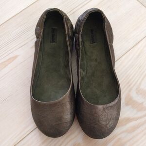 NWOB Anthro Gee WaWa Flats